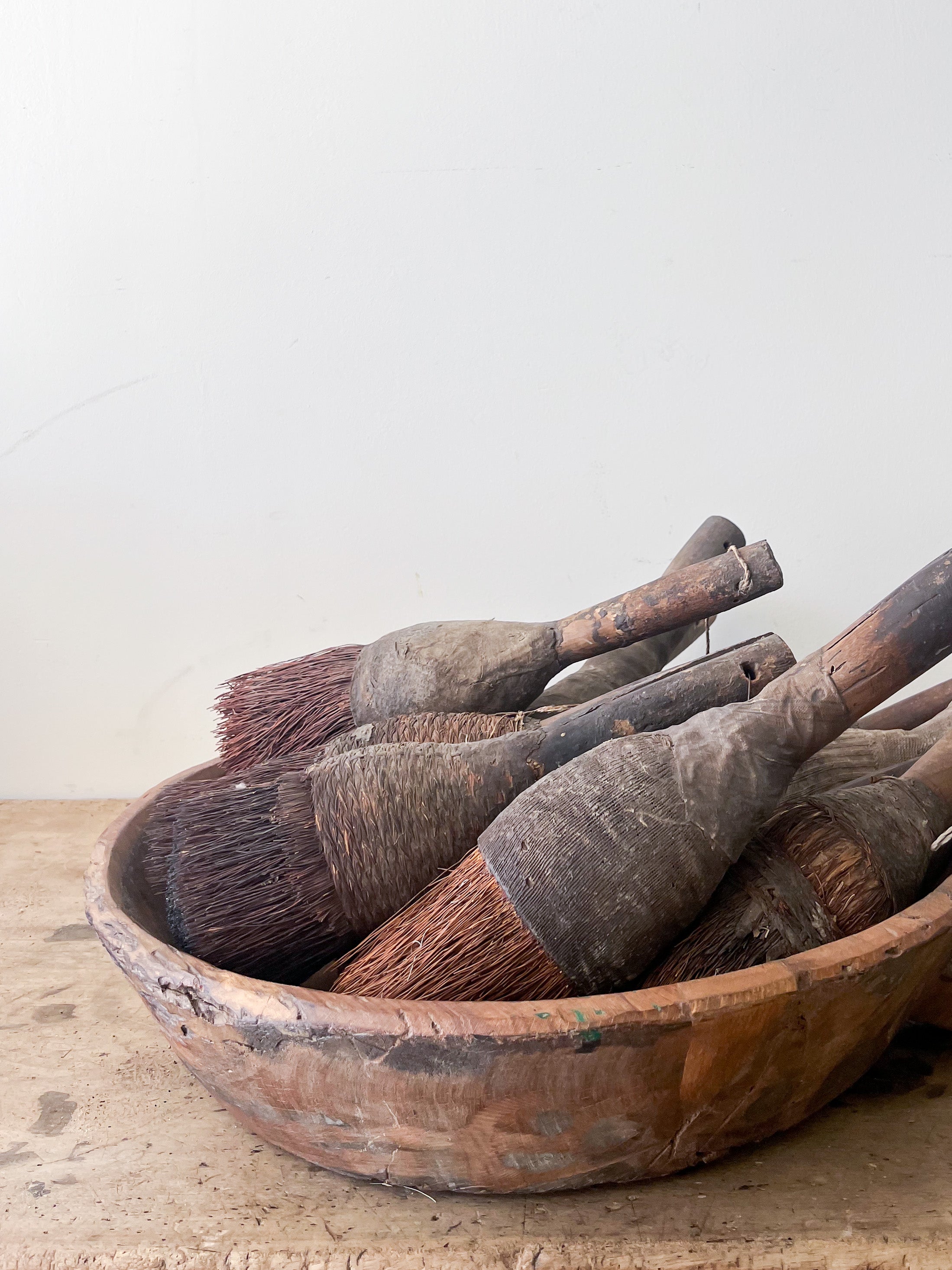 Vintage Round Hand Brush